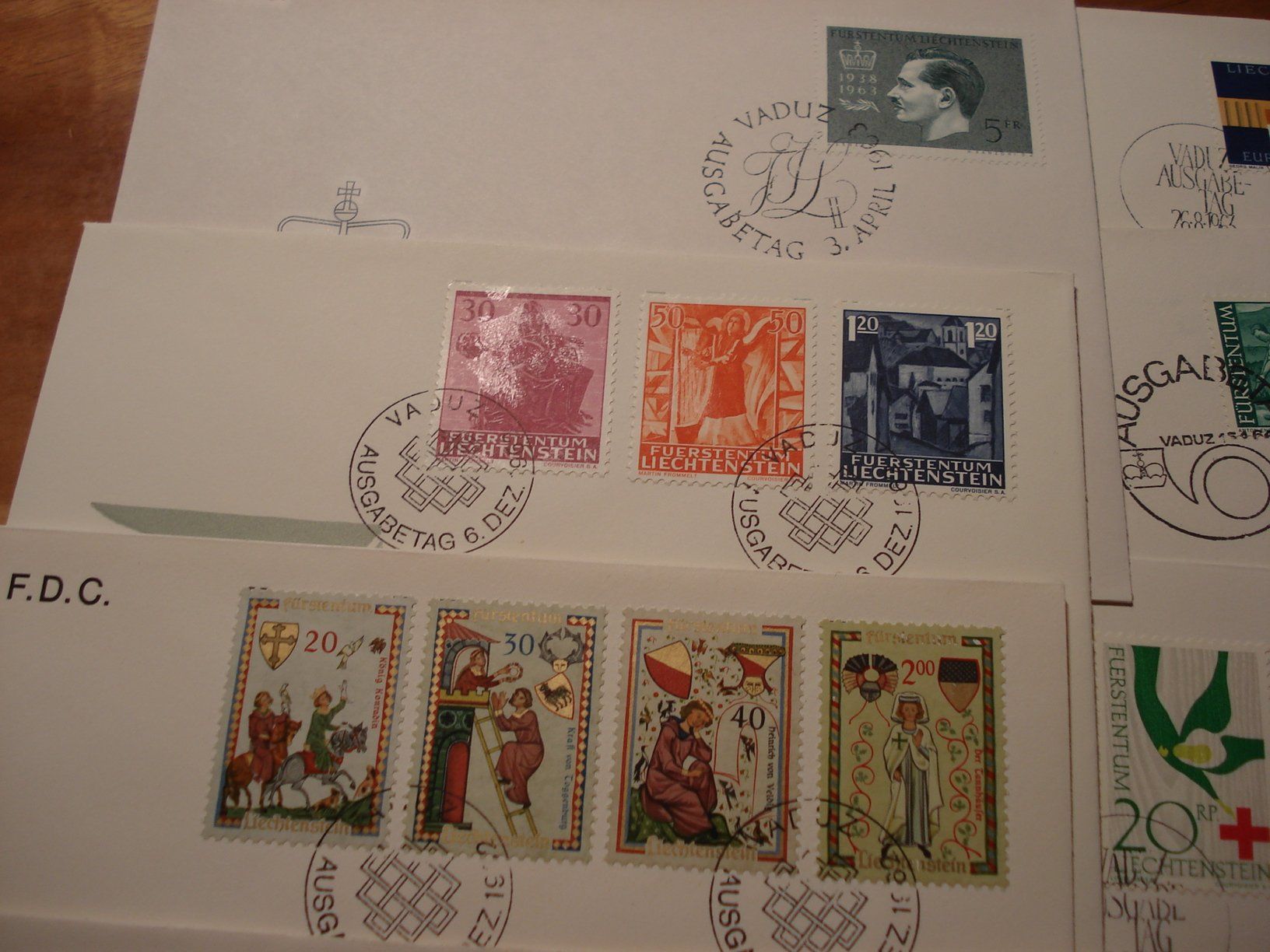 Tutti i francobolli: 13 ältere FDC Liechtenstein, um 1964 – Usato da Niederwil AG venduto da morostahu 1