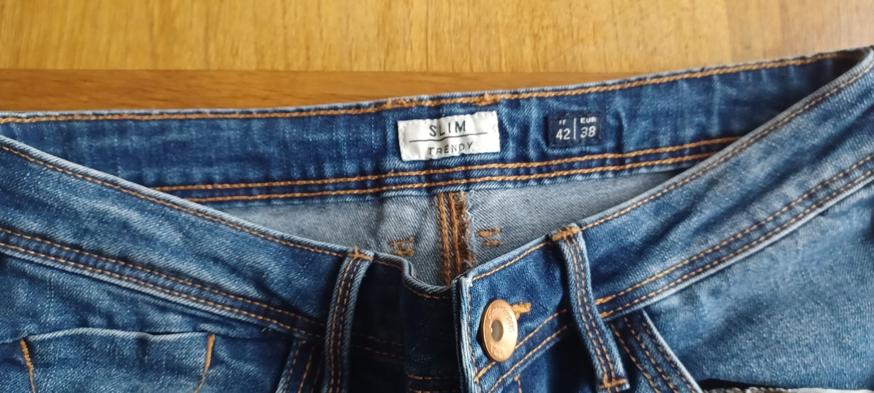 Jeans: Hose von OVS – Usato da Menziken venduto da Nikkimcanton 2