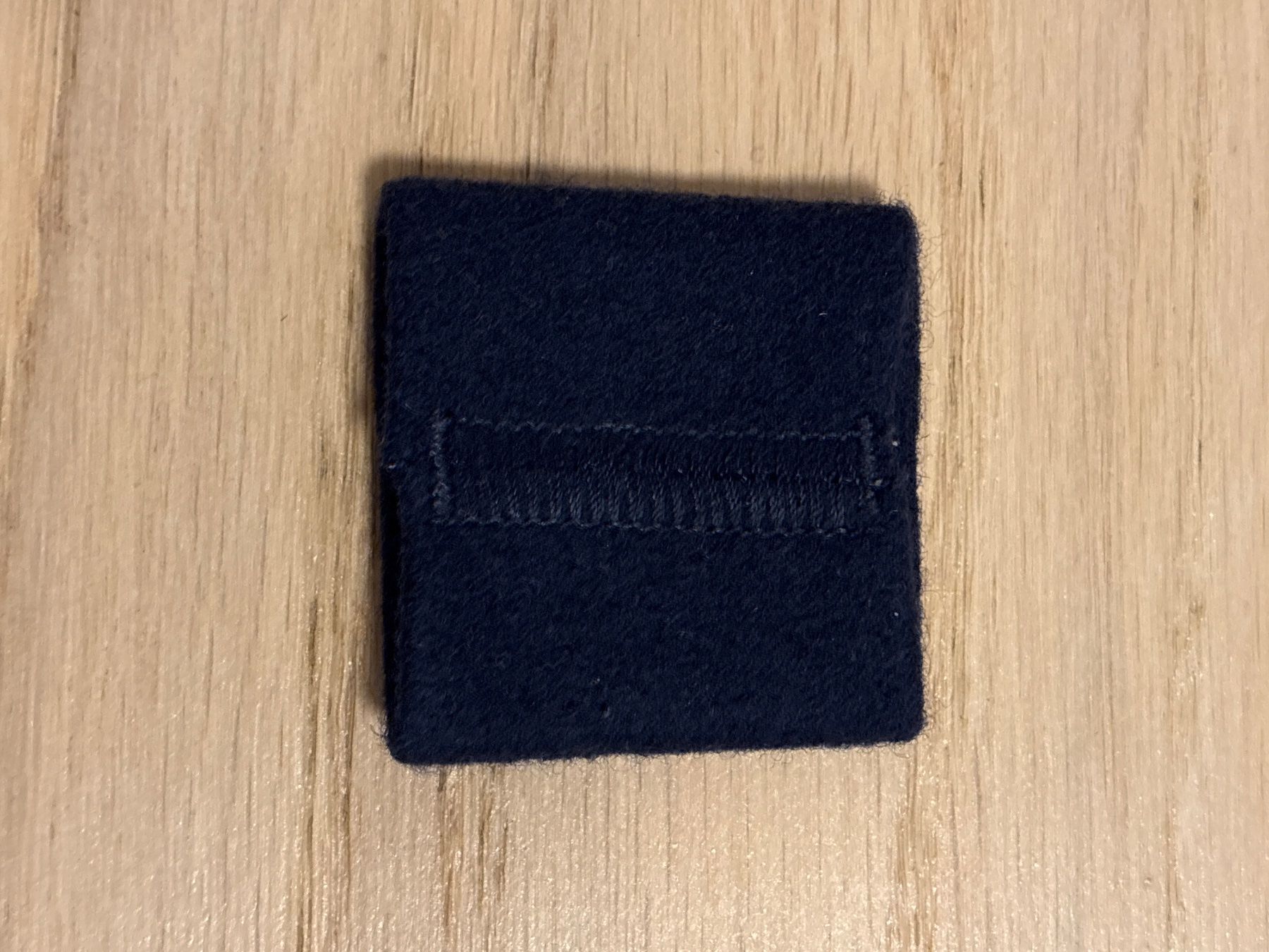 Schweizer Armee Placchette & Badge: Achselschlaufe Schweizer Armee Soldat – Usato da Zürich venduto da janders 2