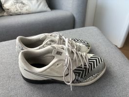 Hallenschuhe Grösse 36, in einem sehr guten Zustand
