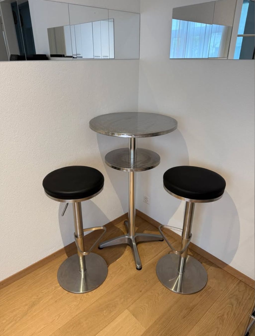 Tischset: Chrom Bartisch mit Stühlen – Gebraucht aus Cham von isa_n69l