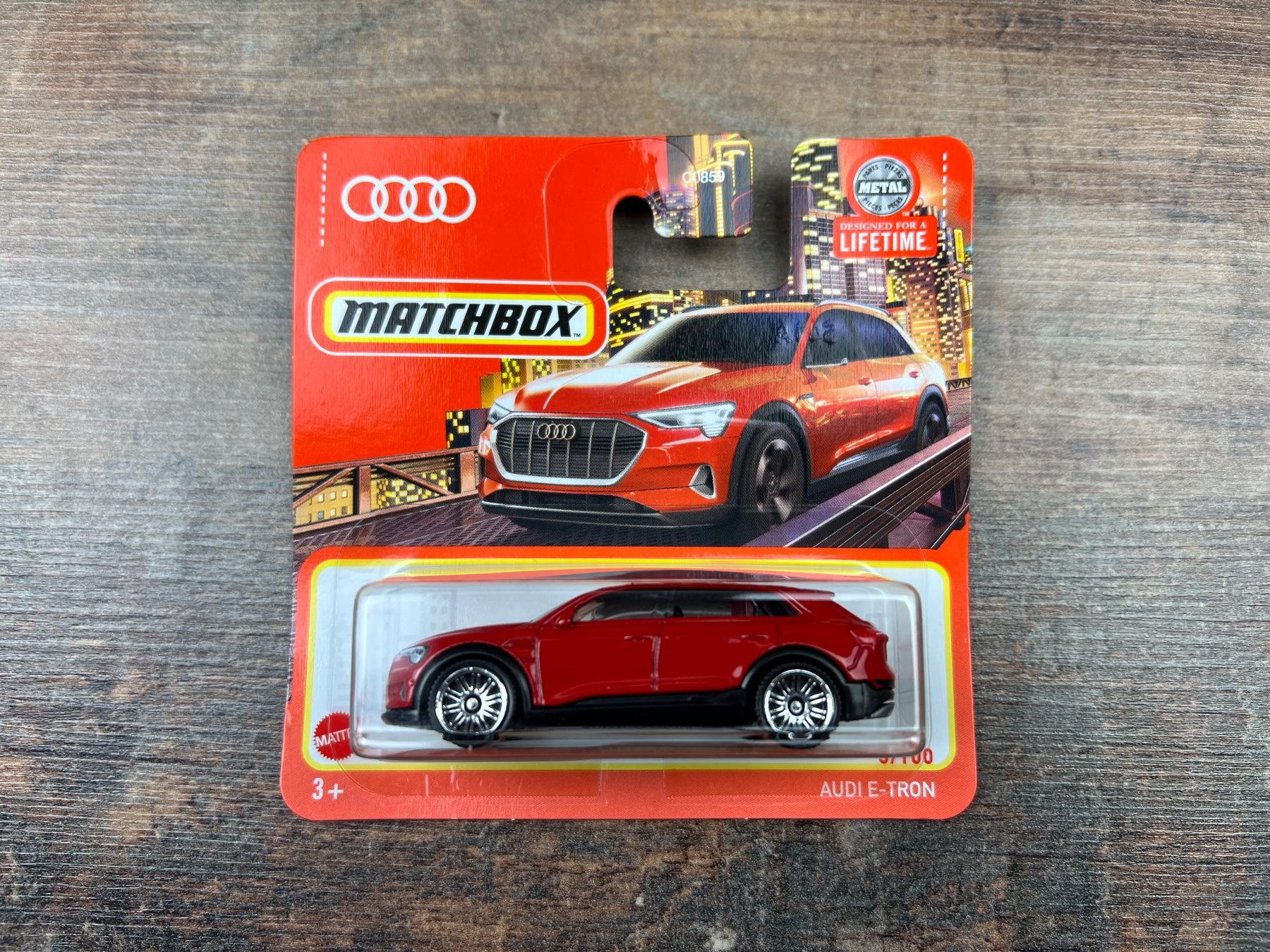 Matchbox Modellini d'auto: Matchbox Auto AUDI E-TRON 5/100 – Nuovo e nell'imballaggio originale da Hallau venduto da R.R.91