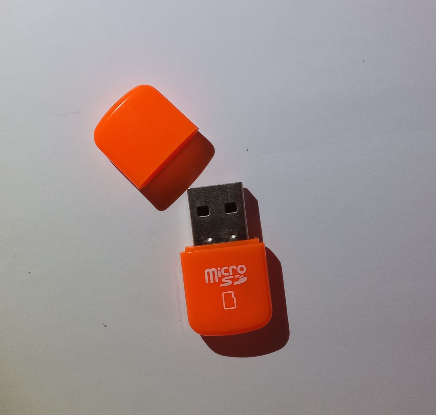 Lecteurs de cartes: Lecteur USB micro SD  – D'occasion à gland par Lio_0o
