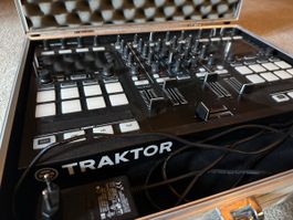 Native Instruments TRAKTOR Kontrol S5