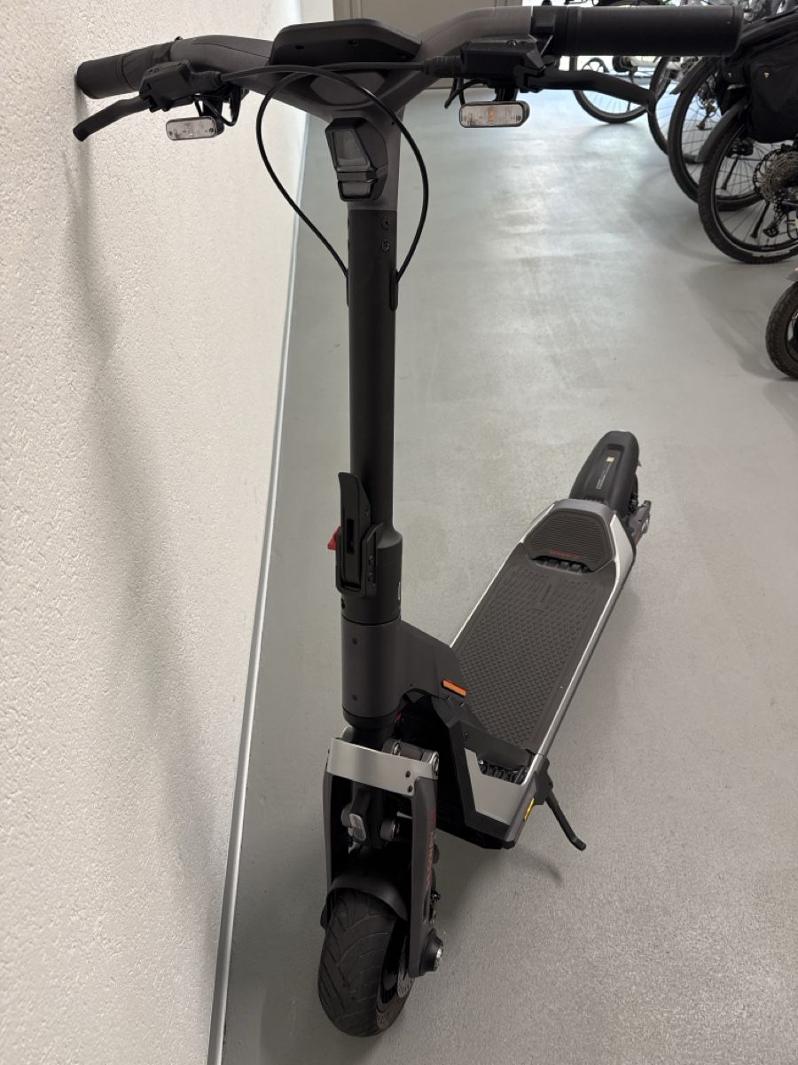 Scooter: Segway Ninebot GT1 Scooter  – Nuovo (secondo la descrizione) da Bülach venduto da Suters0403 5