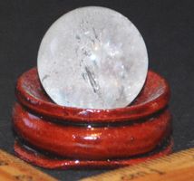 Deko - Heilstein – A-1243 Quarz Kristall 18mm mit Sockel