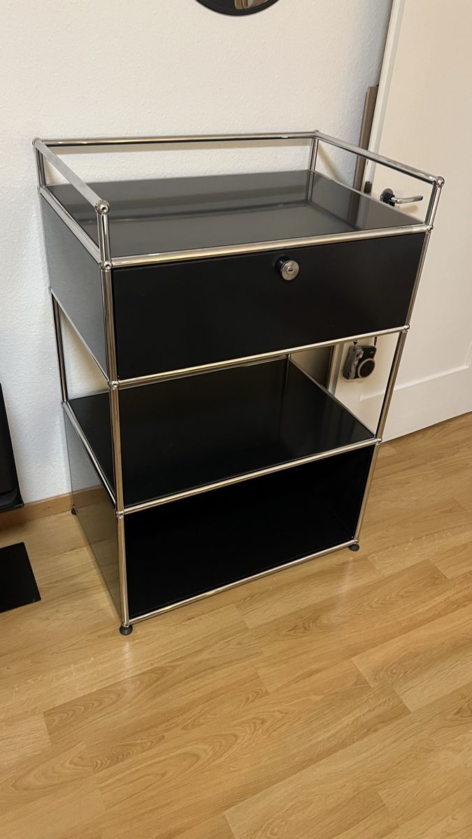 USM Cassettiere: USM Haller Highboard / Kaffeebar – Usato da Zürich venduto da 8047 1