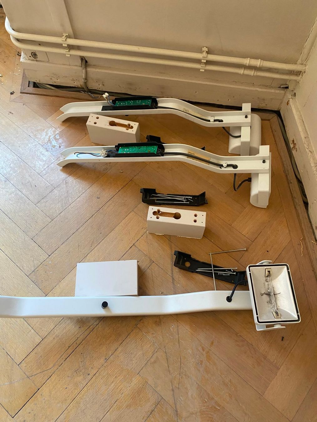 Lampen: Wandleuchten – Gebraucht aus Zürich von dla_tjx8 1