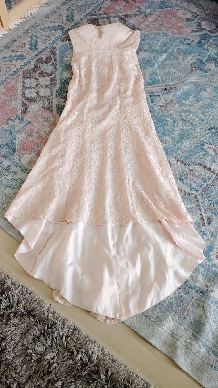 Vestiti: vestito rosa in pizzo – Nuovo (secondo la descrizione) da Spreitenbach venduto da ludwigmaira 6