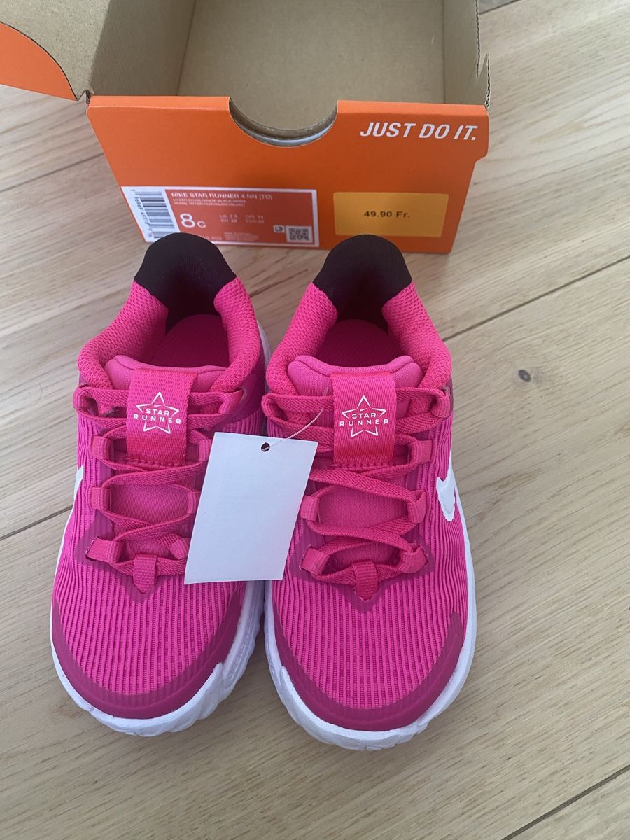 Nike Scarpe per ragazze: NEUF - 25, Baskets Nike rose – Nuovo e nell'imballaggio originale da Mex VD venduto da Tania_Or