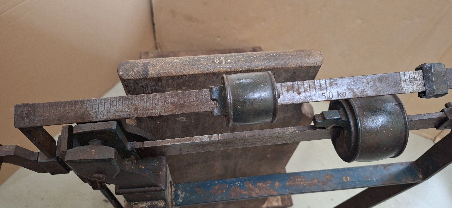 Bilance e pesi: Antike Sackwaage – Usato da Madiswil venduto da 20gls 6