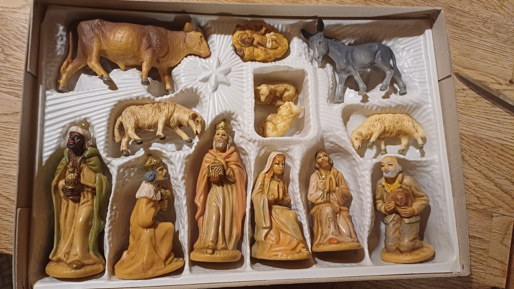 Figuren: Set  schöne Krippenfiguren  – Gebraucht aus Flawil von Naphtali 4