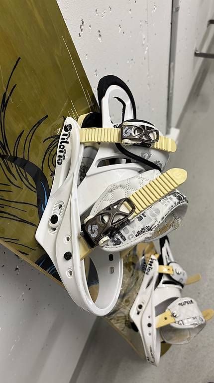 Boards: Arbor Snowboard + Burton Bindung – D'occasion à St. Gallen par sunleister 3