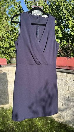 Dunkelblaues Kleid ABOUT YOU Gr. 40