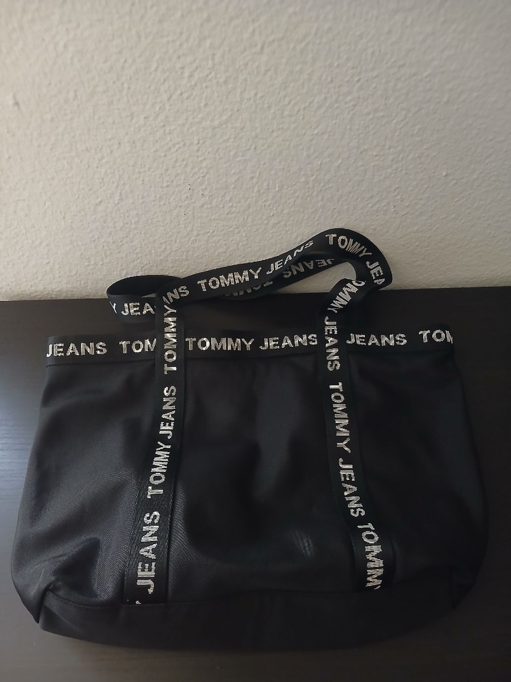 Tommy Hilfiger Borse da donna: !!! Tommy Jeans Tasche !!! – Usato da Reinach BL venduto da Ibizo69