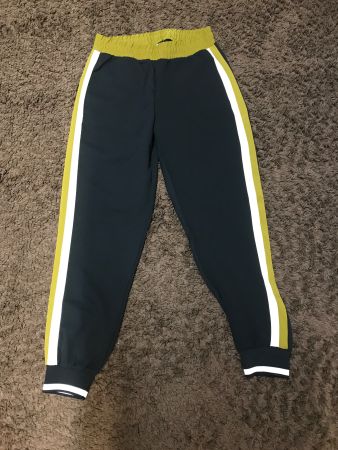 Zara Hose Gr S