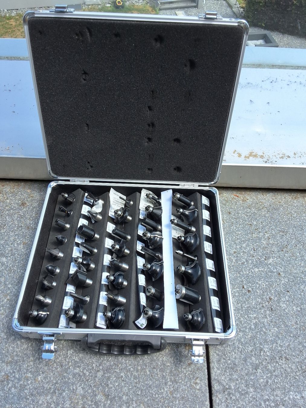 Alle Werkzeuge: oberfräser set – Neu (gemäss Beschreibung) aus Birrwil von and_bp8z