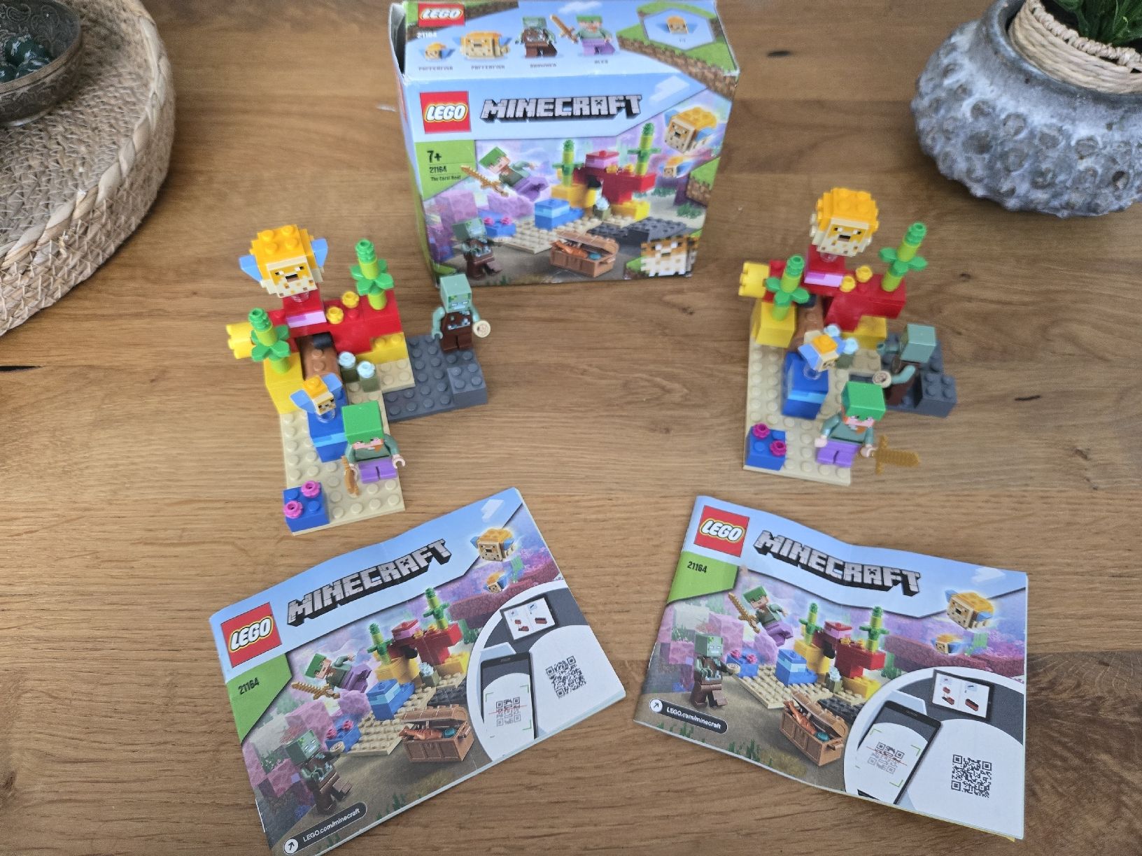Lego Baukästen: lego minecraft 2x das set 21164 – Gebraucht aus Beckenried von purple-bubbles