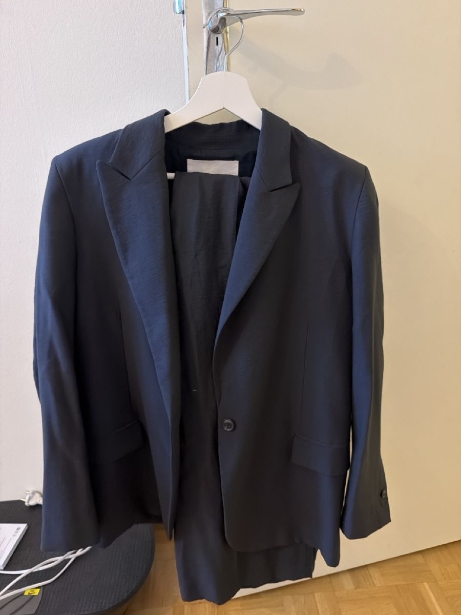 Ba&Sh Anzüge & Kostüme: Tailleur Bash fluide bleu marine  – Gebraucht aus Geneve von ben_n52d