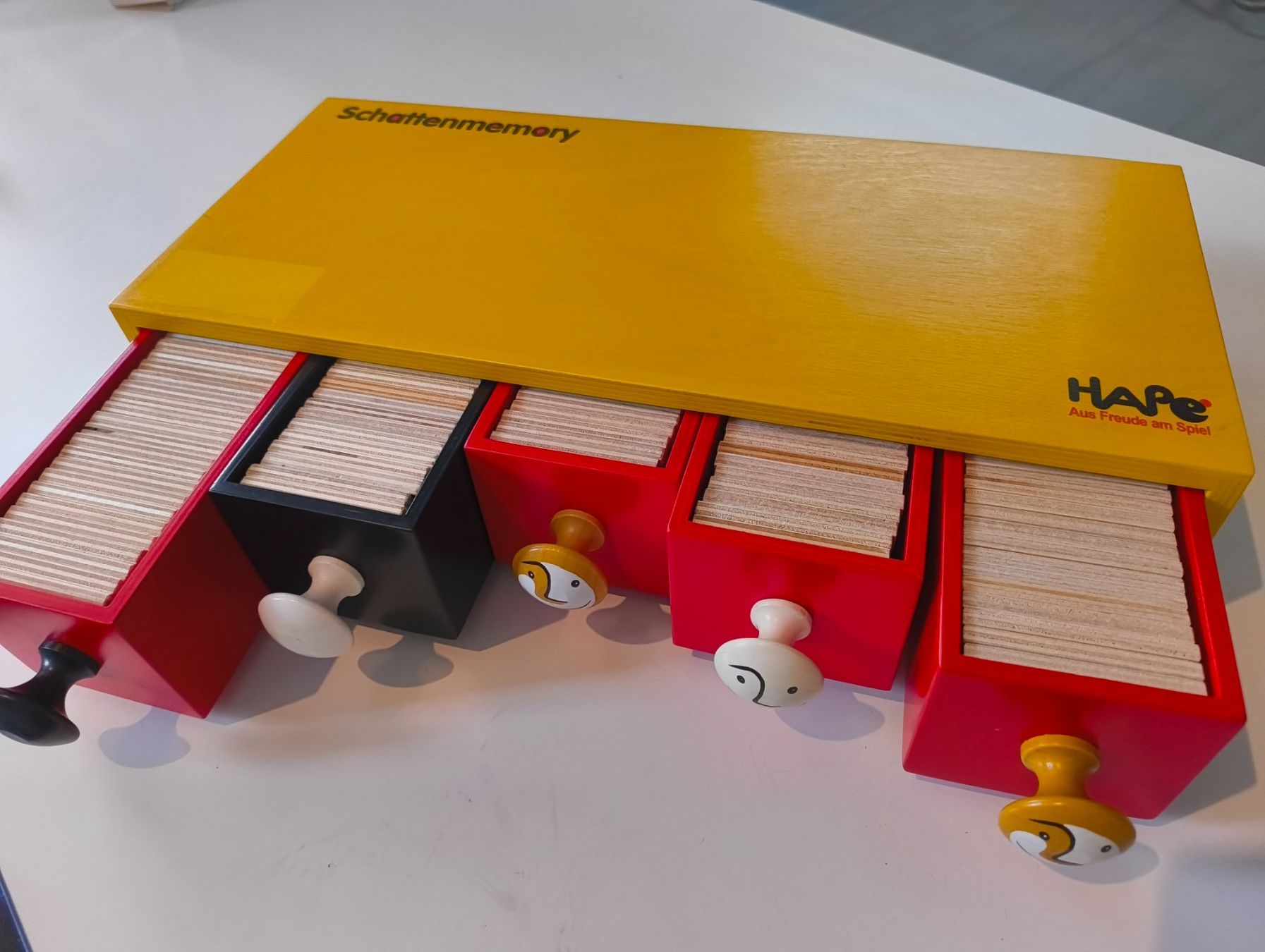 Hape Spiele: Hape Schattenmemory Holzspiel – Gebraucht aus Stein am Rhein von DaOhana