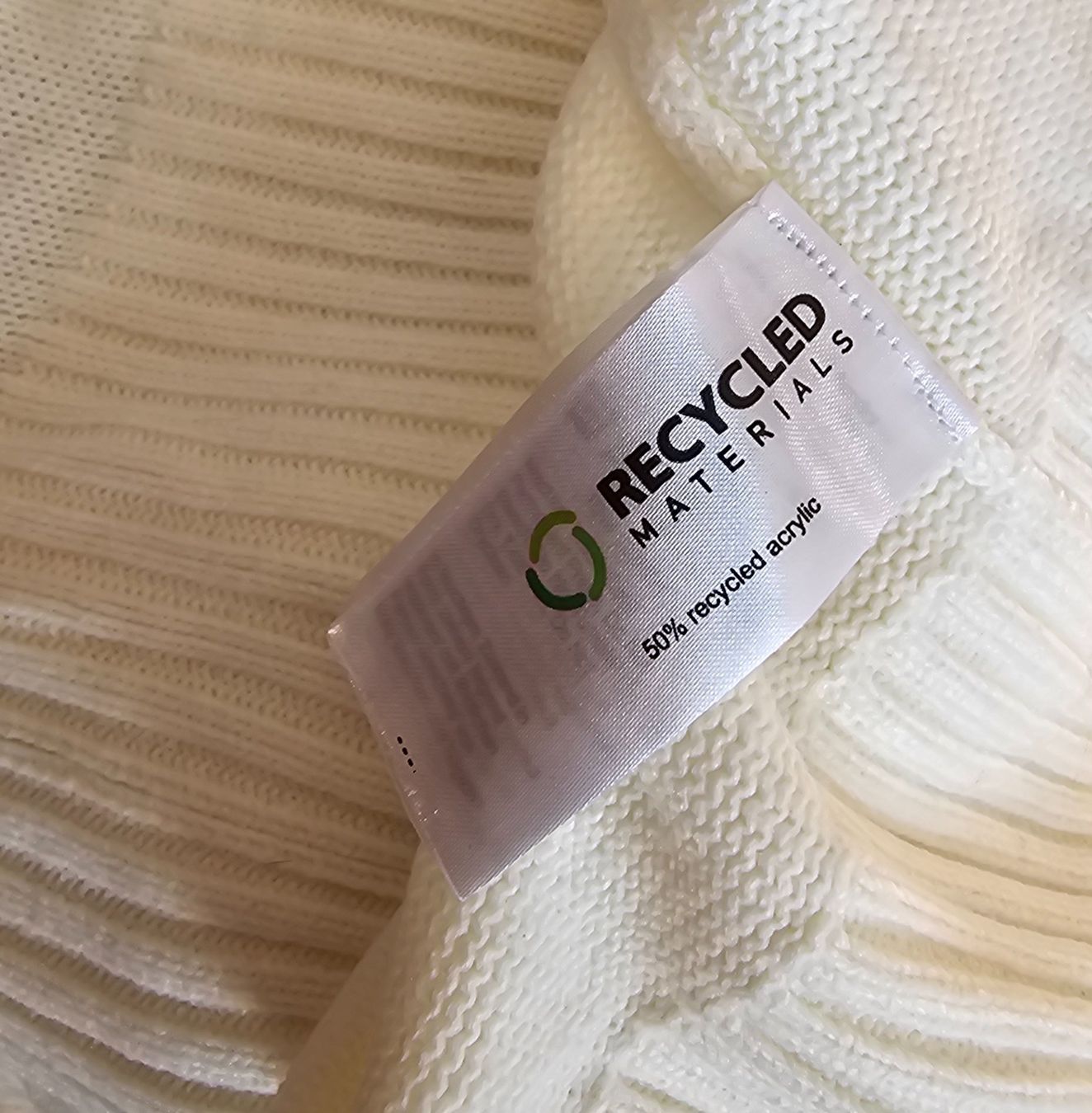 Maglioni & Felpe: Strick Pullover / Rollkragen "Rainbow" Gr. 40 / 42 – Usato da Füllinsdorf venduto da Sunnebliemli7 4