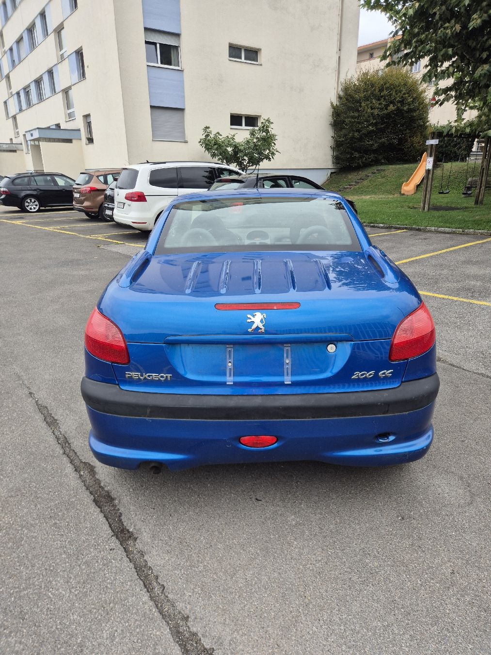Peugeot Autos: Peugeot 206 CC – D'occasion à Collombey par dio_r5kh 5