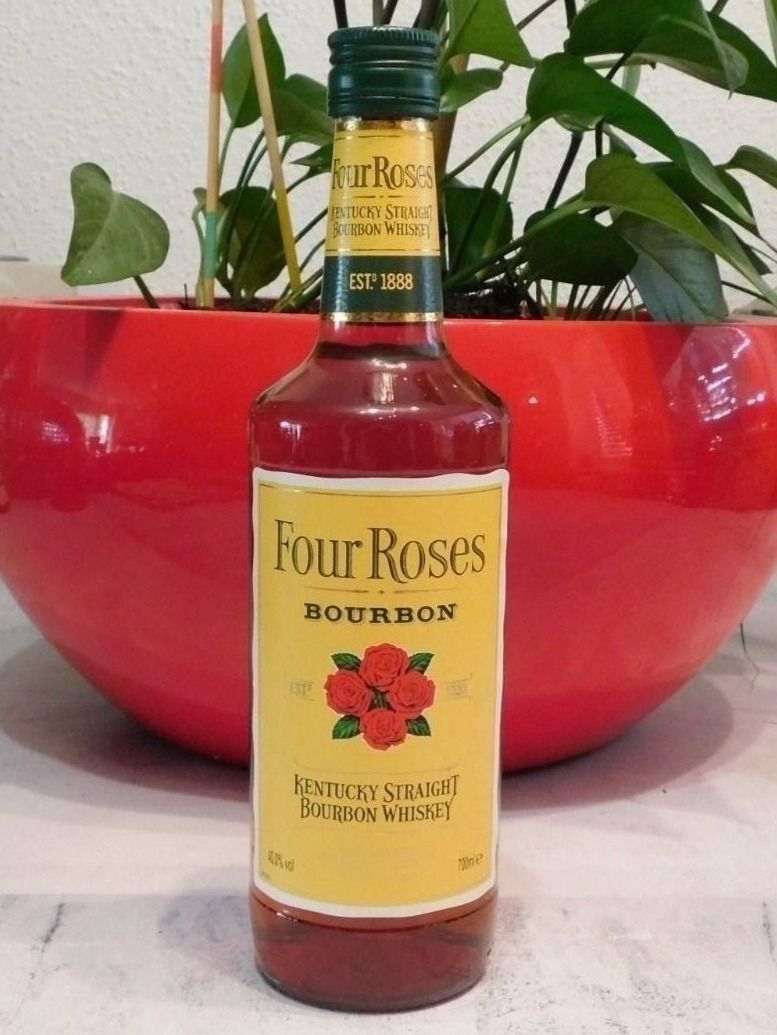 Spirituosen: FOUR ROSES BOURBON WHISKEY Jahre 1990s – Neu (gemäss Beschreibung) aus Emmenbrücke von Ulisse-22