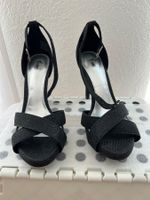 Schwarze Pumps glitzern - ungetragen
