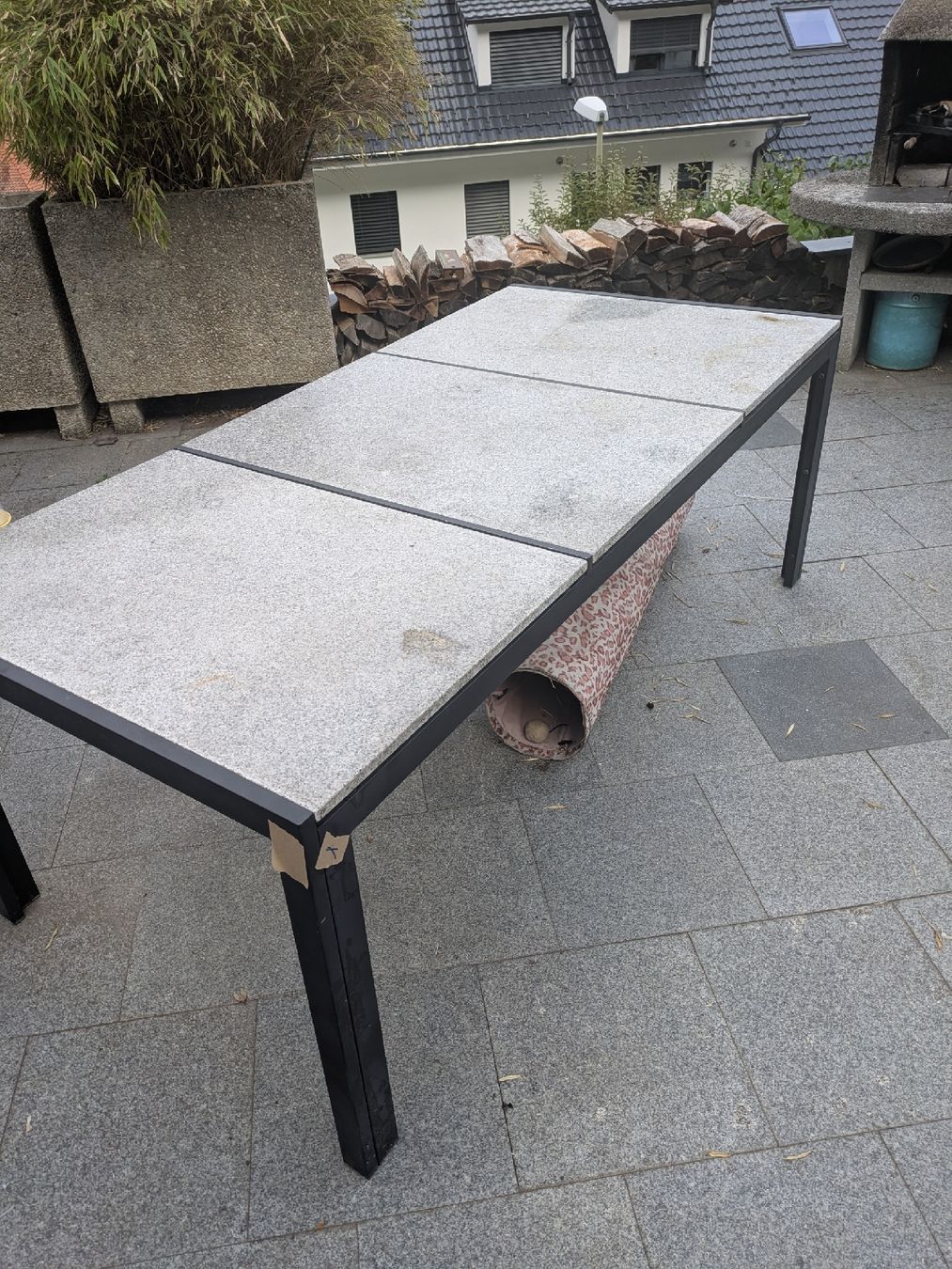 Tische: Gartentisch Stein  – Gebraucht aus waldenburg von vr161069 1