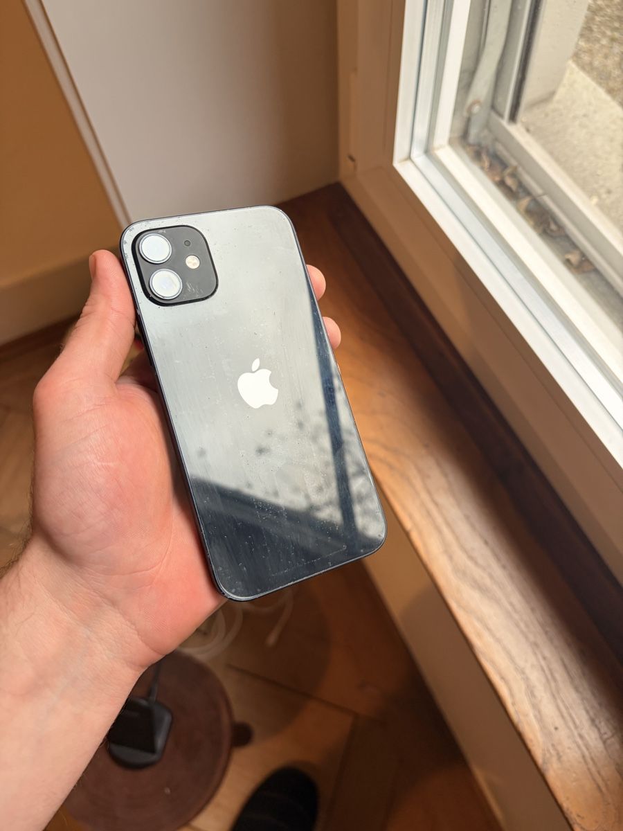 Apple Handys / Smartphones: iPhone 12, Schwarz, Top Zustand, 64 GB – Gebraucht aus Bern von mar_8whf 3