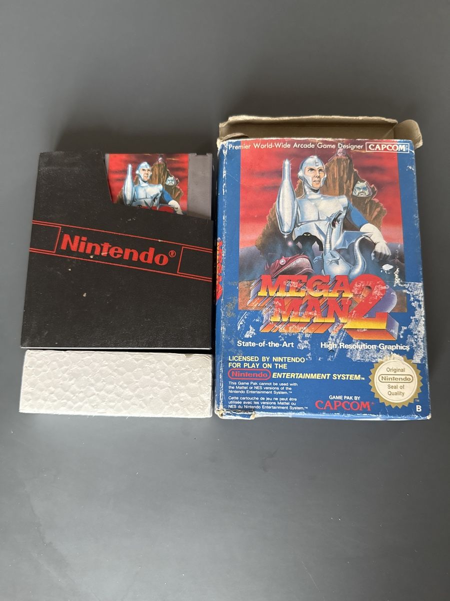Nintendo Giochi: Mega Man 2 NES FR boîte + jeu occasion – Usato da Neuchâtel venduto da Anthony.damour