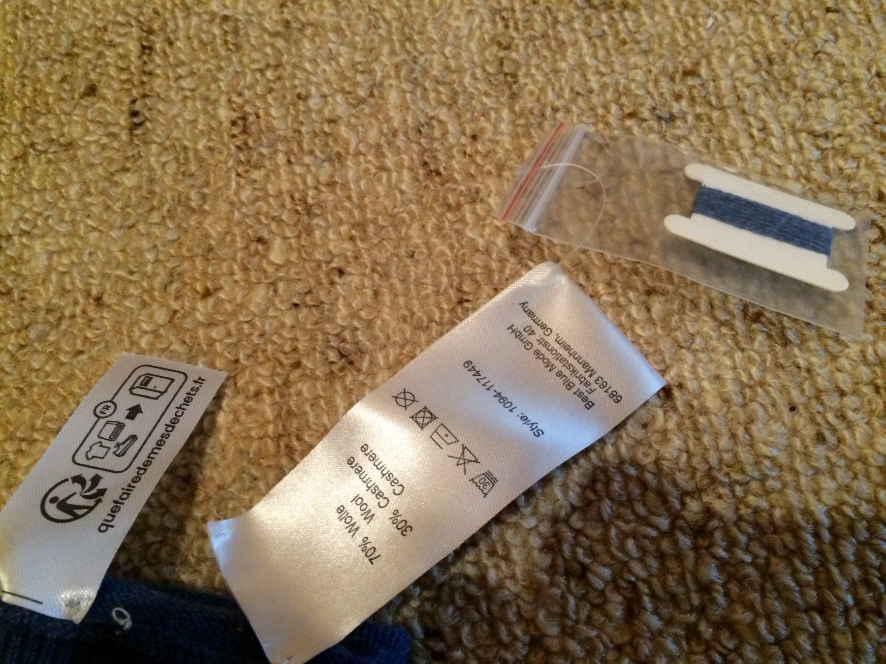 Foulard & Sciarpe: Damenschal Wolle-Kaschmir & Handschuhe, blau – Nuovo (secondo la descrizione) da Buchs AG venduto da ReaNaTsch 8