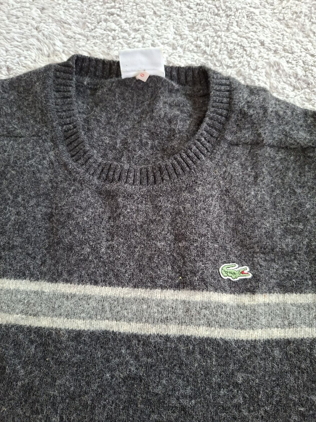 Lacoste Maglioni & Felpe: Pull-over Lacoste en laine gris anthracite  – Usato da Renens VD venduto da ser_j2fn 1