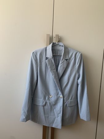 Hellblauer Blazer, Grösse 36 / M ab 5.-