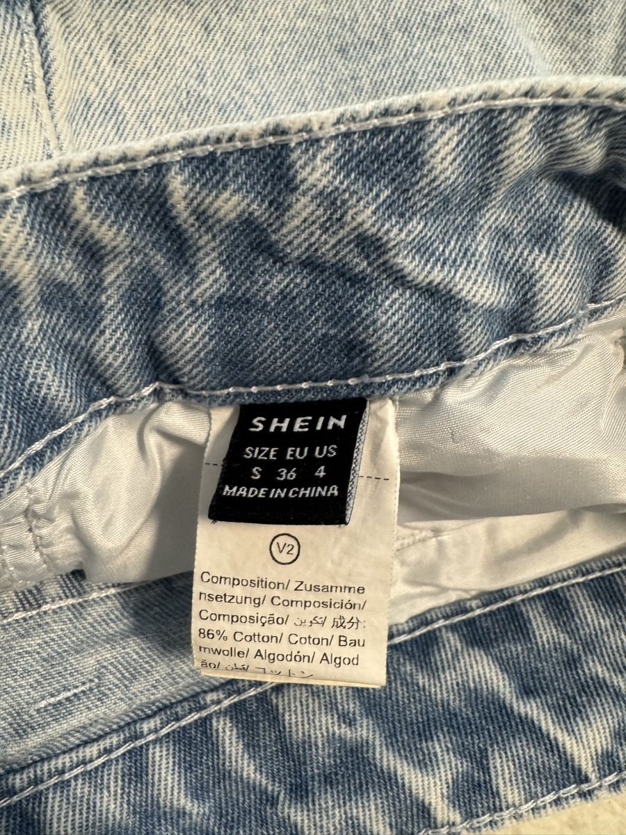 Pantaloni: Sommer Jeans Short Denim hellblau, Gr. S, – Usato da Zürich venduto da kiwi2309 2