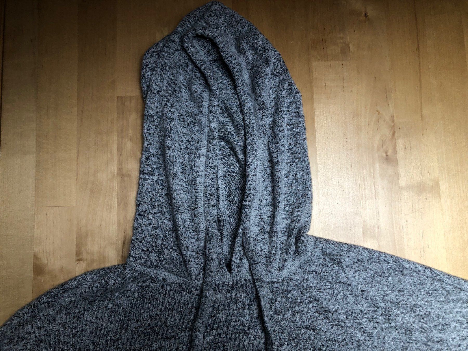C&A Pullover & Sweatshirts: C&A Damen Kaputzen Hoodie Pullover Grau M Pull Doux Gris – Gebraucht aus St-Aubin FR von Tiweety 2