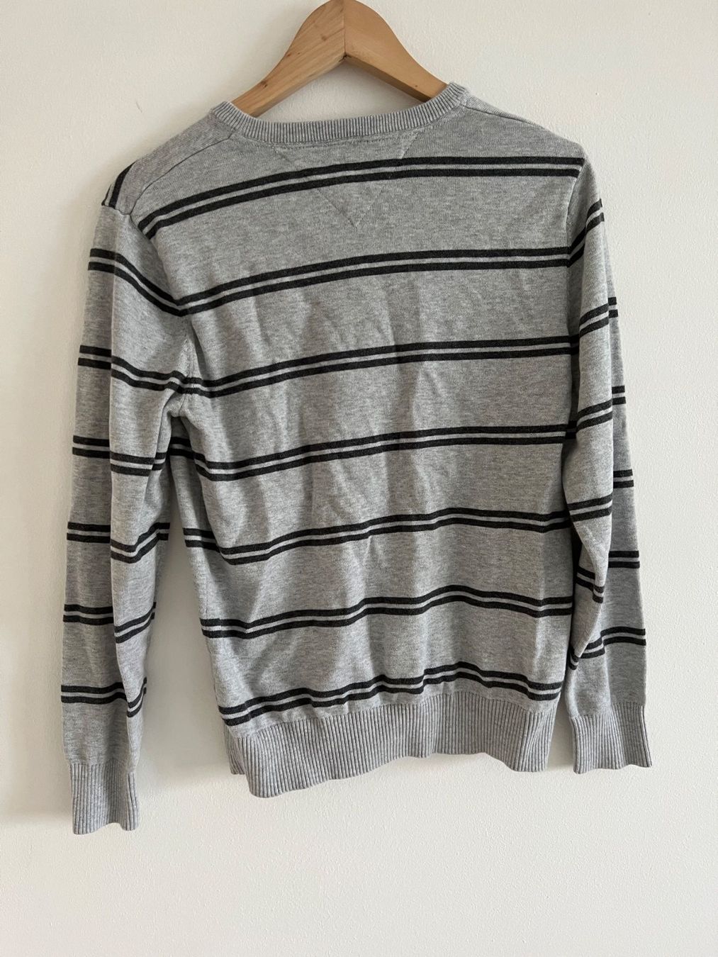 Tommy Hilfiger Maglioni & Felpe: Sweater Tommy Hilfiger S – Usato da Losone venduto da Misssslucie 2