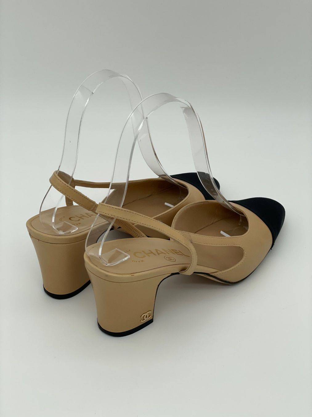 Chanel Scarpe da donna: Chanel Classic Slingback EU 36 Beige – Usato da Zürich venduto da shoe_shop 3