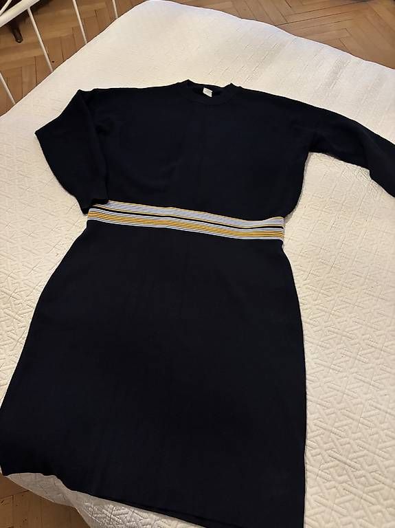 Hugo Boss Vestiti: Boss Strickkleid wie neu – Usato da St. Gallen venduto da Svitlana.G