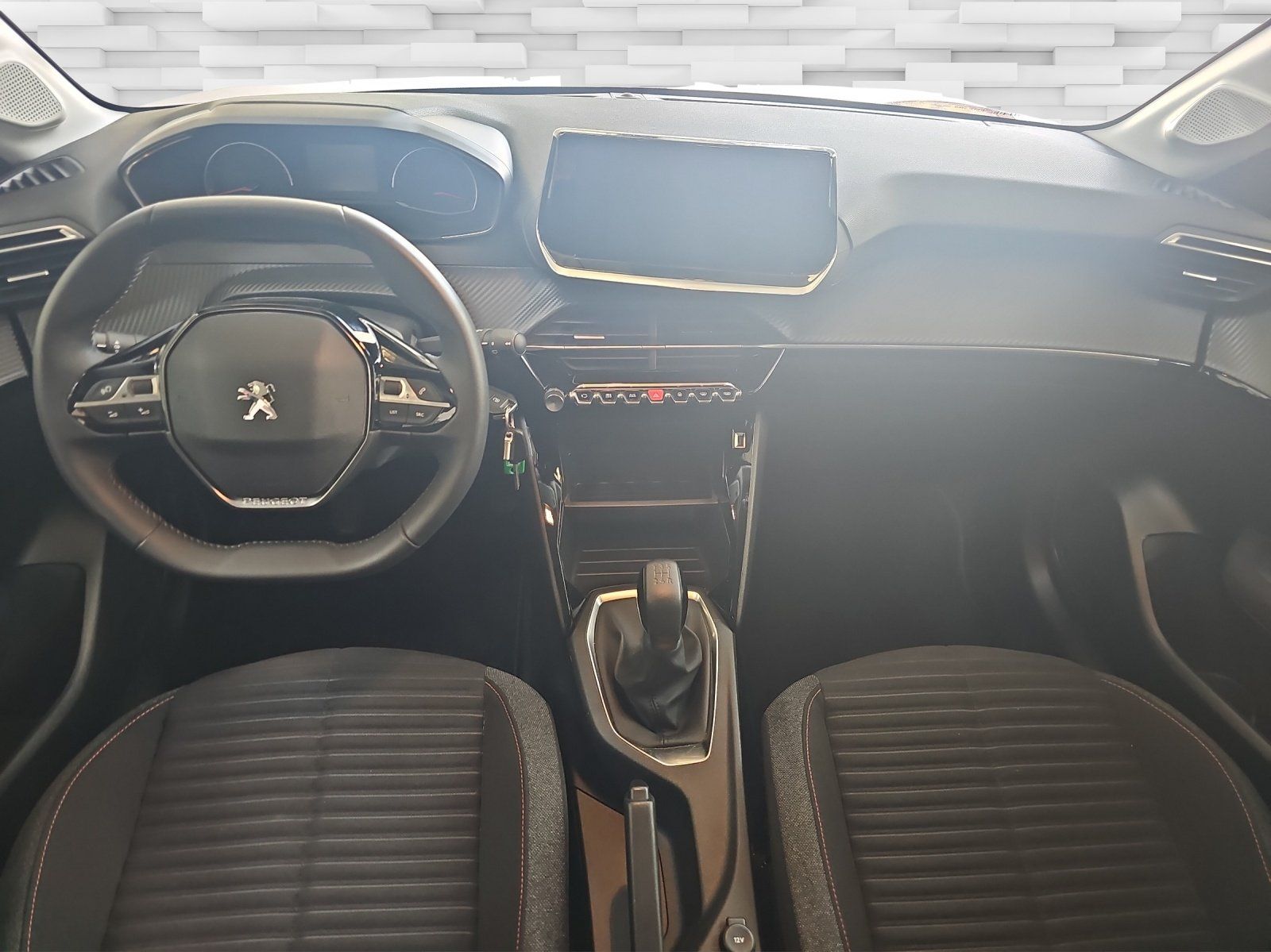 Peugeot Automobili: PEUGEOT 208 1.2 Pure Tech Active Pack – Usato da Conthey venduto da garagedunord 7