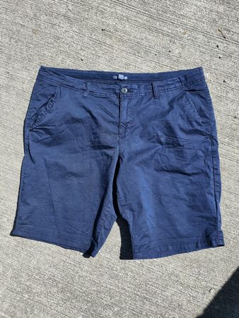 Esprit Chino-Shorts Gr. 44