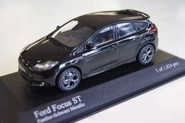 Ford Focus ST 5-Türer Phase I 2012-2015 schwarz     1:43
