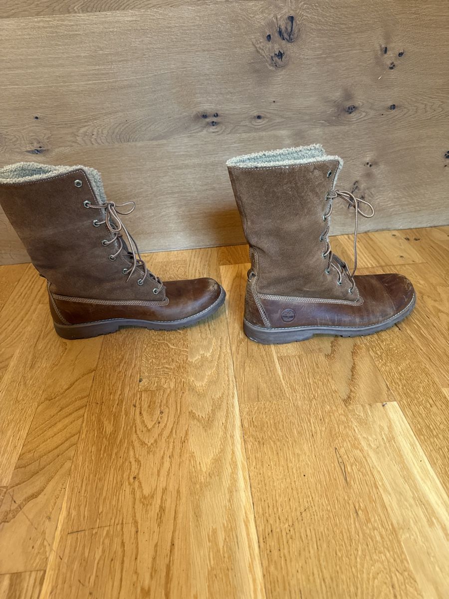 Timberland Scarpe da donna: Timberland Winterstiefel, Gr.40 – Usato da Ottikon venduto da Domito 2