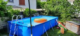 Piscine INTEX tubulaire 450x220x84 cm avec filtre à sable