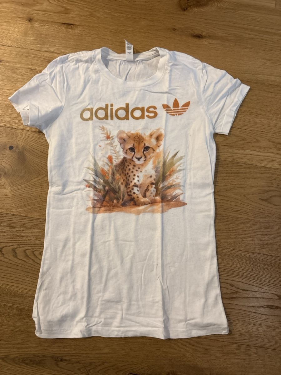 T-shirt: T-Shirt – Usato da St. Gallen venduto da sabrina_19
