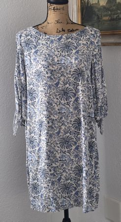 H&M Kleid mit blauem Muster, Gr. 40, Viscose, Sommerlich!