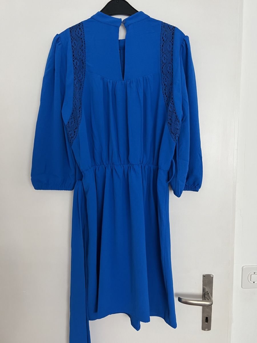 Vila Vestiti: Kleid Vila – Nuovo (secondo la descrizione) da Baar venduto da rom_j56y 3