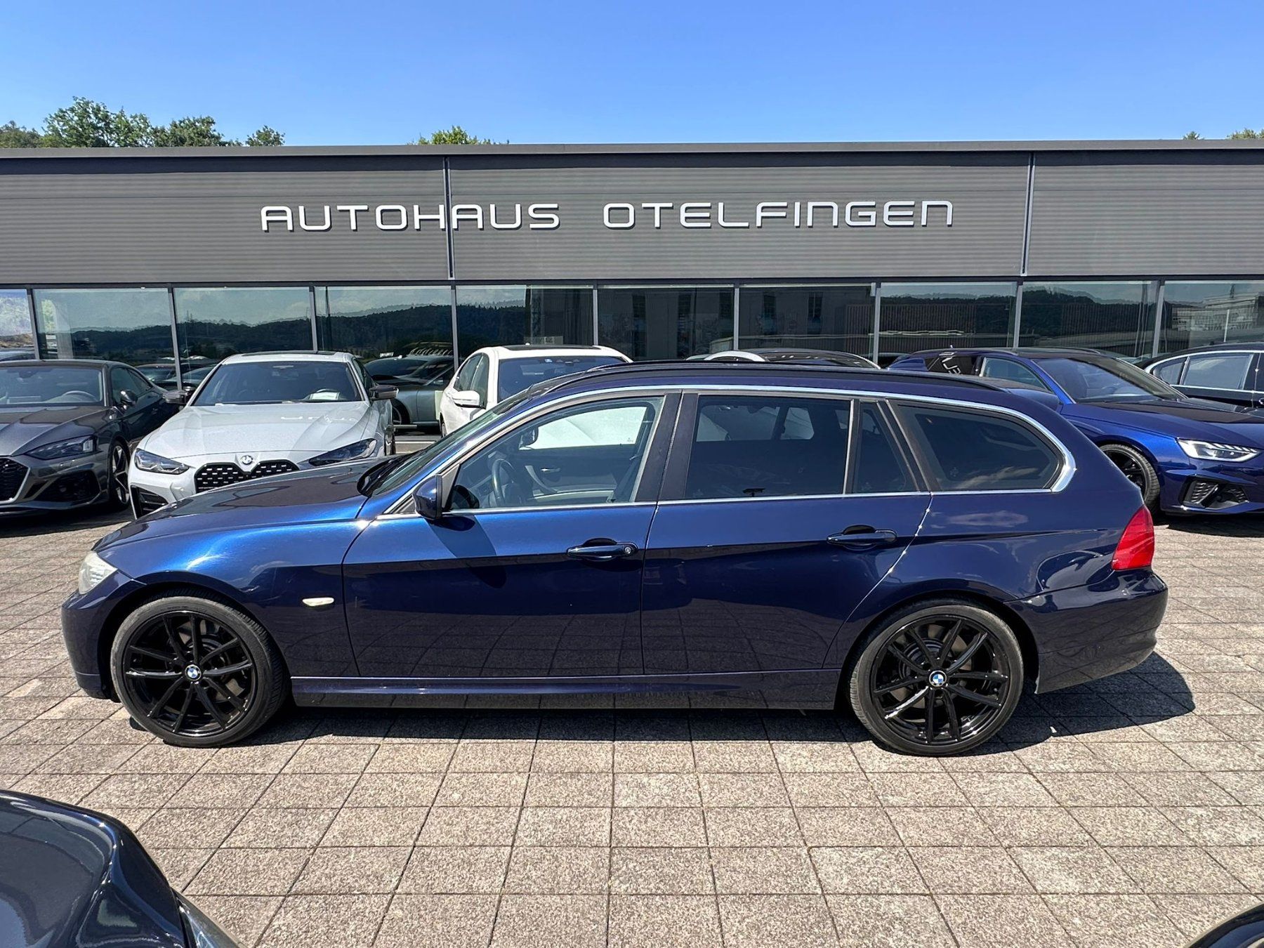BMW Autos: BMW 335i xDrive T – D'occasion à Otelfingen par hof74