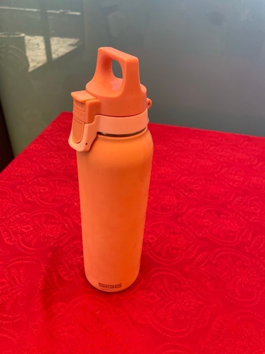 Sigg Trinkflaschen & Thermosflaschen: Sigg Trinkflasche Hell rosa (1x gebraucht) 0.5Lit – Gebraucht aus Bergdietikon von antovale