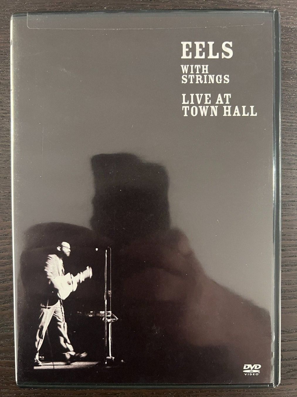 Tutti i DVDs: Eels with Strings - Live at Town Hall – Nuovo e nell'imballaggio originale da Zürich venduto da FilmFreunde